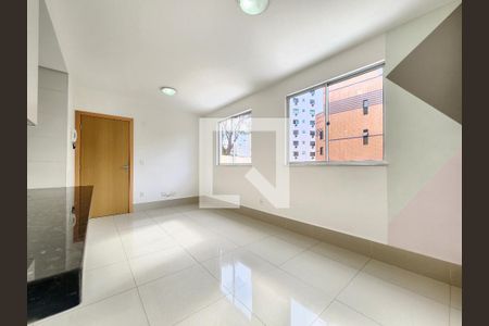 Sala de apartamento à venda com 3 quartos, 72m² em Anchieta, Belo Horizonte