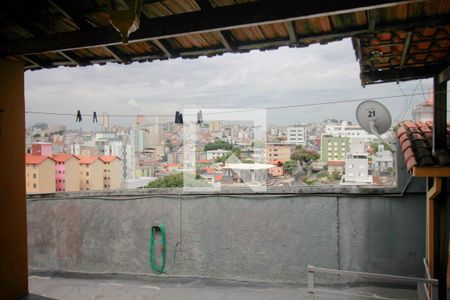 Vista da Sala de casa para alugar com 2 quartos, 400m² em Sagrada Família, Belo Horizonte