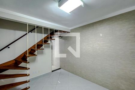 Sala de casa para alugar com 2 quartos, 70m² em Vila Oratorio, São Paulo