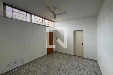 Sala - Dormitório  de kitnet/studio para alugar com 1 quarto, 18m² em Jardim Sumare, Ribeirão Preto