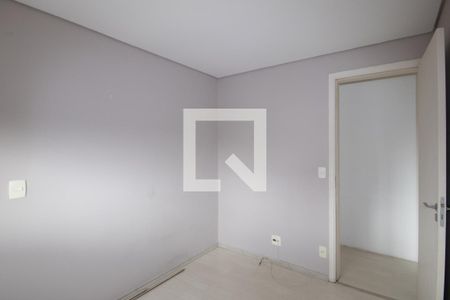 Quarto 1 de apartamento para alugar com 2 quartos, 60m² em Vila Mazzei, São Paulo