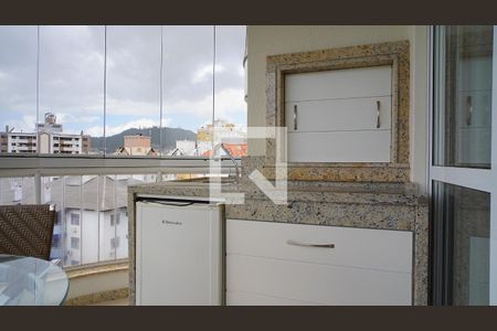 Varanda  de apartamento para alugar com 2 quartos, 75m² em Itacorubi, Florianópolis