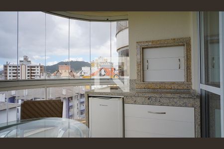 Varanda de apartamento para alugar com 2 quartos, 75m² em Itacorubi, Florianópolis