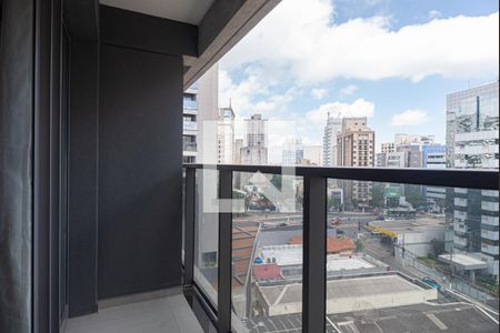 Varanda da Sala/Quarto de kitnet/studio para alugar com 1 quarto, 21m² em Paraíso, São Paulo