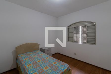 Quarto 1 de casa para alugar com 3 quartos, 209m² em Vila Regina, São Paulo