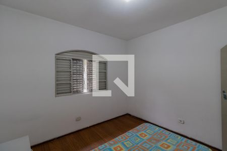 Quarto 1 de casa para alugar com 3 quartos, 209m² em Vila Regina, São Paulo