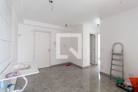 Sala/Cozinha de apartamento para alugar com 2 quartos, 38m² em Vila Ré, São Paulo