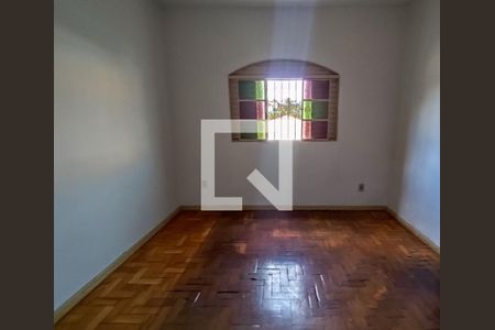 Quarto 2 de apartamento para alugar com 2 quartos, 40m² em Esplanada, Belo Horizonte