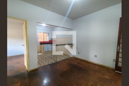 Sala de apartamento para alugar com 2 quartos, 40m² em Esplanada, Belo Horizonte