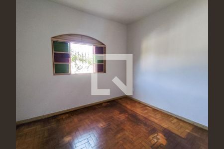 Quarto 1 de apartamento para alugar com 2 quartos, 40m² em Esplanada, Belo Horizonte