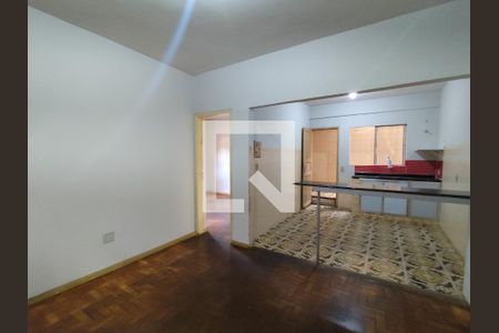 Sala de apartamento para alugar com 2 quartos, 40m² em Esplanada, Belo Horizonte