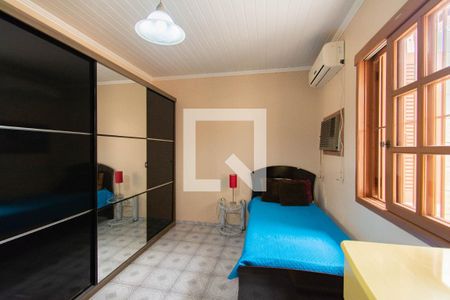 Quarto  de casa à venda com 4 quartos, 194m² em Igara, Canoas