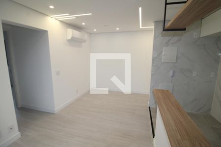 Sala / Cozinha de apartamento à venda com 2 quartos, 50m² em Vila Dom Pedro Ii, São Paulo