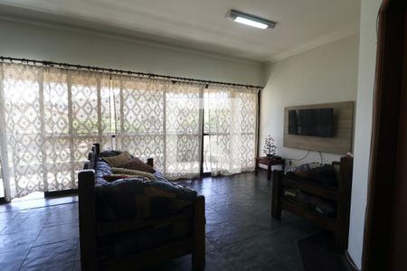 Sala de apartamento para alugar com 4 quartos, 146m² em Tortuga, Guarujá