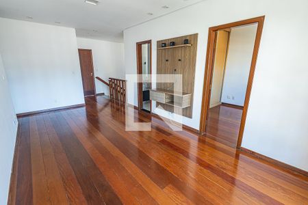 Sala / 2º andar de casa para alugar com 4 quartos, 300m² em Castelo, Belo Horizonte