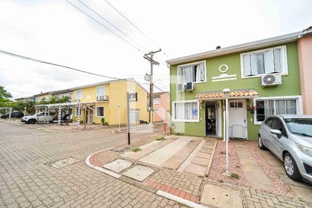 Casa de condomínio à venda com 78m², 2 quartos e 1 vaga Casa de condomínio à venda com 78m², 2 quartos e 1 vagaFachada da casa