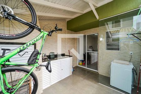 Casa de condomínio à venda com 78m², 2 quartos e 1 vaga Casa de condomínio à venda com 78m², 2 quartos e 1 vagaÁrea de Serviço