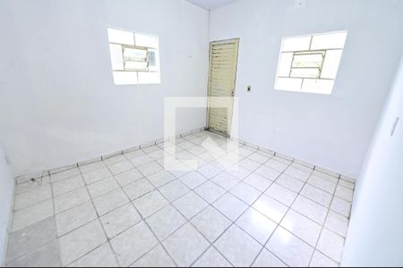 Quarto de casa para alugar com 1 quarto, 30m² em Rodoviário, Goiânia