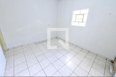 Quarto de casa para alugar com 1 quarto, 30m² em Rodoviário, Goiânia