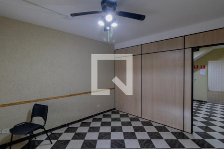 Sala  de casa para alugar com 4 quartos, 138m² em Vila Ré, São Paulo