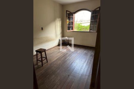 Quarto 01 de casa à venda com 4 quartos, 1040m² em Jardim Riacho das Pedras, Contagem