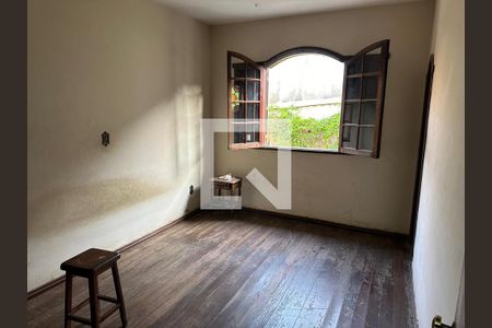 Quarto 01 de casa à venda com 4 quartos, 1040m² em Jardim Riacho das Pedras, Contagem