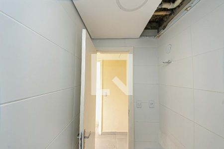 Banheiro Suíte de apartamento para alugar com 1 quarto, 27m² em Vila Alpina, São Paulo