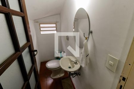 Lavabo de casa à venda com 4 quartos, 180m² em Jardim Jucara, Taboão da Serra