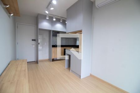 Sala de apartamento para alugar com 2 quartos, 45m² em Santo Amaro, São Paulo