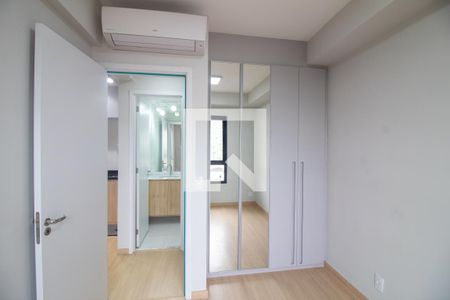 Quarto 2 de apartamento para alugar com 2 quartos, 45m² em Santo Amaro, São Paulo