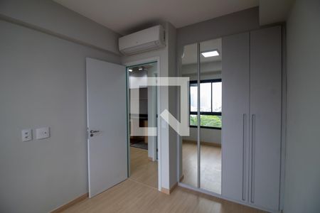 Quarto 2 de apartamento para alugar com 2 quartos, 45m² em Santo Amaro, São Paulo