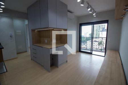 Sala de apartamento para alugar com 2 quartos, 45m² em Santo Amaro, São Paulo