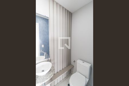 Apartamento à venda com 190m², 4 quartos e 5 vagas Apartamento à venda com 190m², 4 quartos e 5 vagasBanheiro