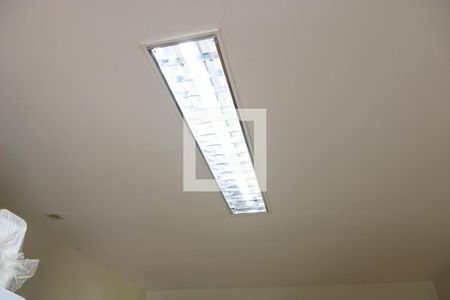 Sala de casa à venda com 1 quarto, 650m² em Del Castilho, Rio de Janeiro