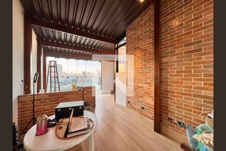 Apartamento à venda com 110m², 2 quartos e 1 vaga Apartamento à venda com 110m², 2 quartos e 1 vagaCobertura