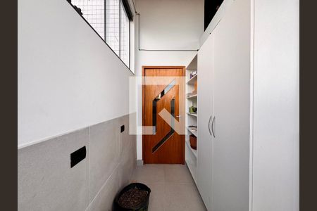 Apartamento à venda com 110m², 2 quartos e 1 vaga Apartamento à venda com 110m², 2 quartos e 1 vagaLavanderia