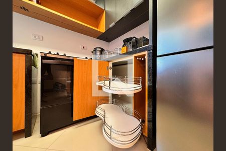 Apartamento à venda com 110m², 2 quartos e 1 vaga Apartamento à venda com 110m², 2 quartos e 1 vagaCozinha