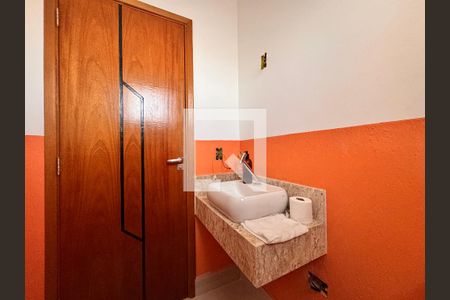 Apartamento à venda com 110m², 2 quartos e 1 vaga Apartamento à venda com 110m², 2 quartos e 1 vagaLavabo