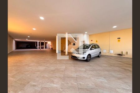 Apartamento à venda com 110m², 2 quartos e 1 vaga Apartamento à venda com 110m², 2 quartos e 1 vagaGaragem