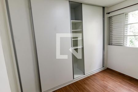 Quarto 1 - Armários de apartamento para alugar com 2 quartos, 47m² em Jardim Sao Roque, São Paulo