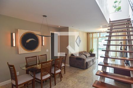 Sala de apartamento para alugar com 4 quartos, 220m² em Icaraí, Niterói