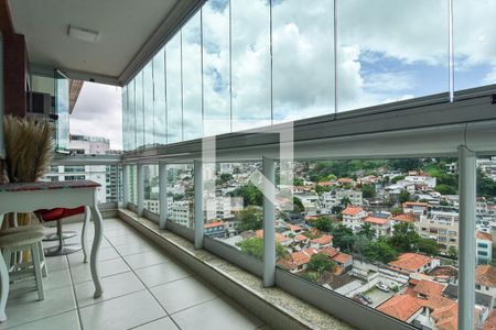 varanda da Sala  de apartamento para alugar com 4 quartos, 220m² em Icaraí, Niterói