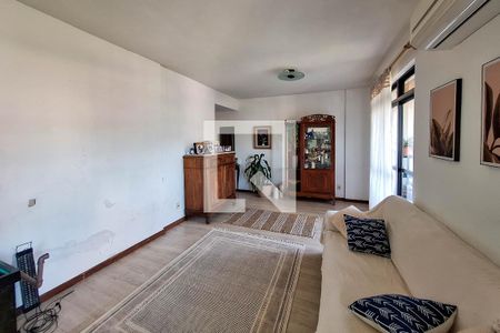 Sala de apartamento à venda com 3 quartos, 190m² em Santa Rosa, Niterói