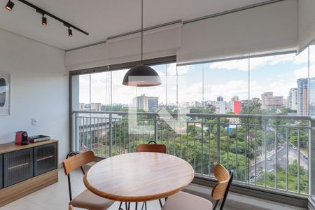 Sala de apartamento à venda com 2 quartos, 65m² em Indianópolis, São Paulo