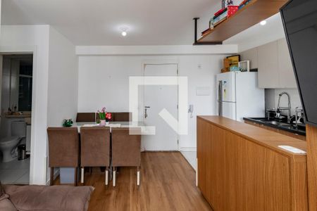 Sala de apartamento para alugar com 2 quartos, 43m² em Santo Amaro, São Paulo