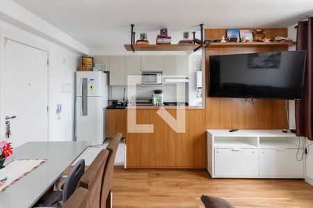 Sala de apartamento para alugar com 2 quartos, 43m² em Santo Amaro, São Paulo