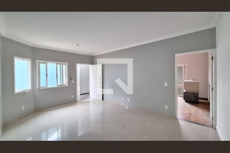 Sala 2 de casa à venda com 5 quartos, 412m² em Vila Ipojuca, São Paulo