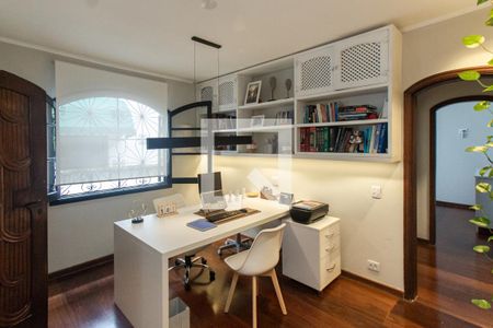 Escritório de casa para alugar com 4 quartos, 330m² em Sítio Barrocada, São Paulo