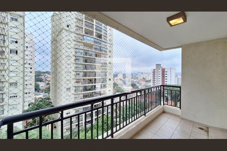 Varanda  de apartamento para alugar com 3 quartos, 142m² em Vila Ipojuca, São Paulo