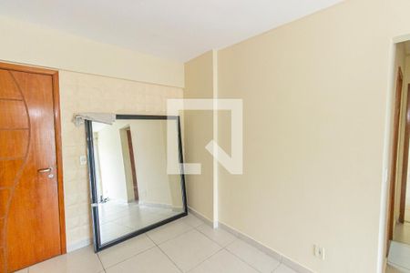 Sala de apartamento para alugar com 2 quartos, 70m² em Vila Valqueire, Rio de Janeiro